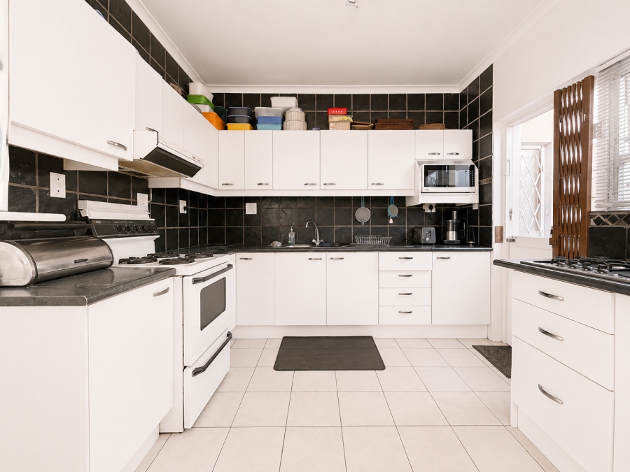 3 Bedroom Property for Sale in Kensington Western Cape